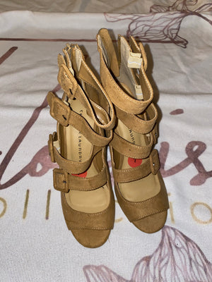 Sandal Size 6